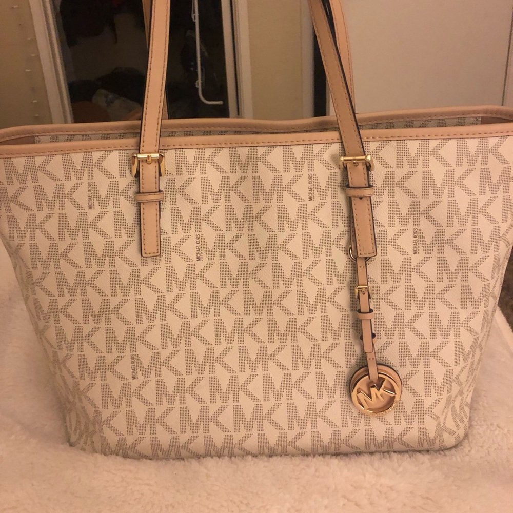 Michael Kors Jet Set Vanilla Tote